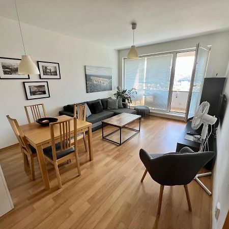 Bl City View Apartment, 24Hr Self Check-In, Free Private Parking, Panoramic View From Balcony, 5-Minute Walk To City Centre Bańska Bystrzyca Zewnętrze zdjęcie