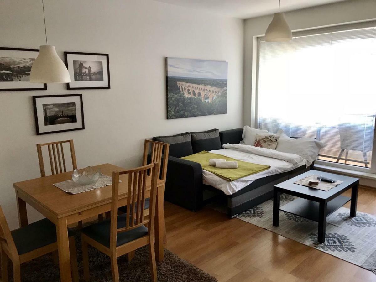 Bl City View Apartment, 24Hr Self Check-In, Free Private Parking, Panoramic View From Balcony, 5-Minute Walk To City Centre Bańska Bystrzyca Zewnętrze zdjęcie